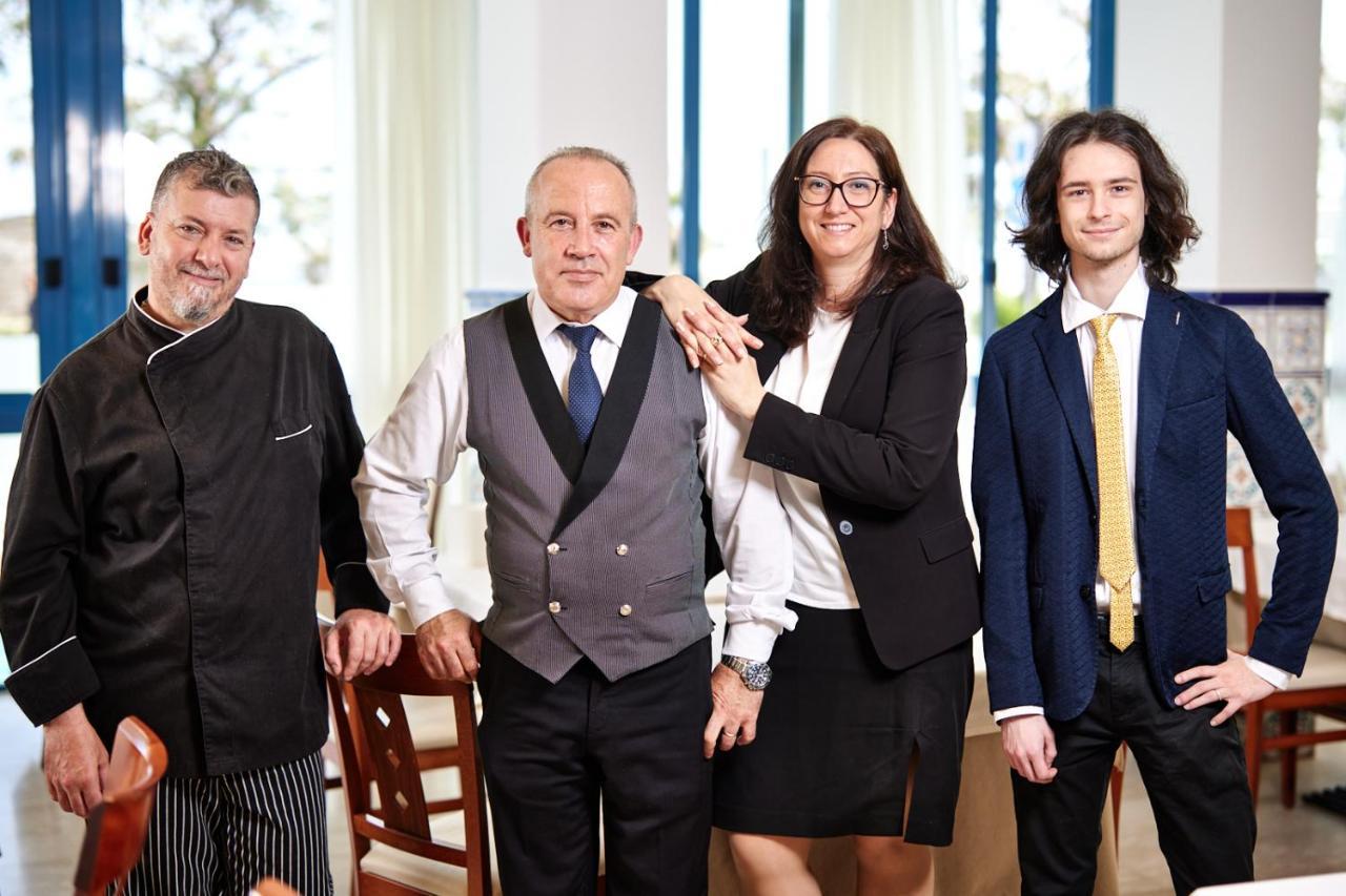 Hotel Ascot Riccione Bagian luar foto