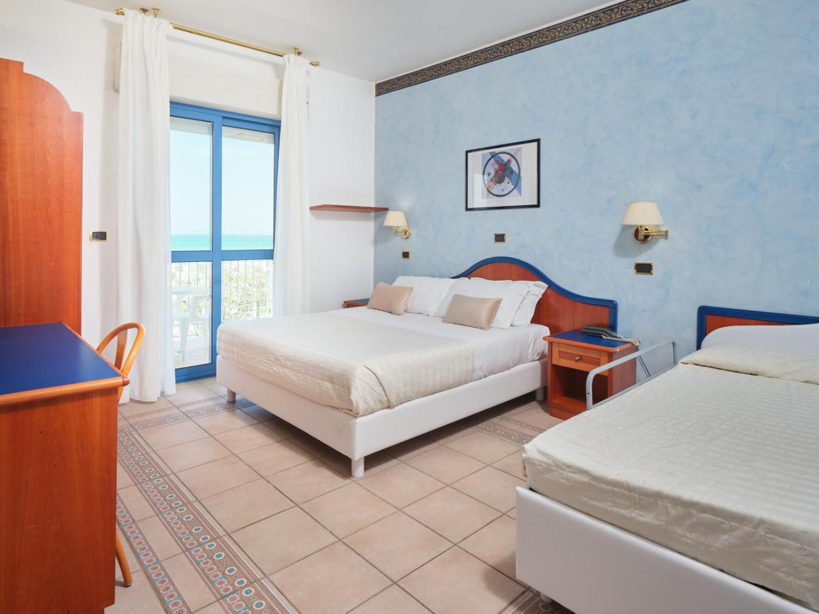 Hotel Ascot Riccione Bagian luar foto