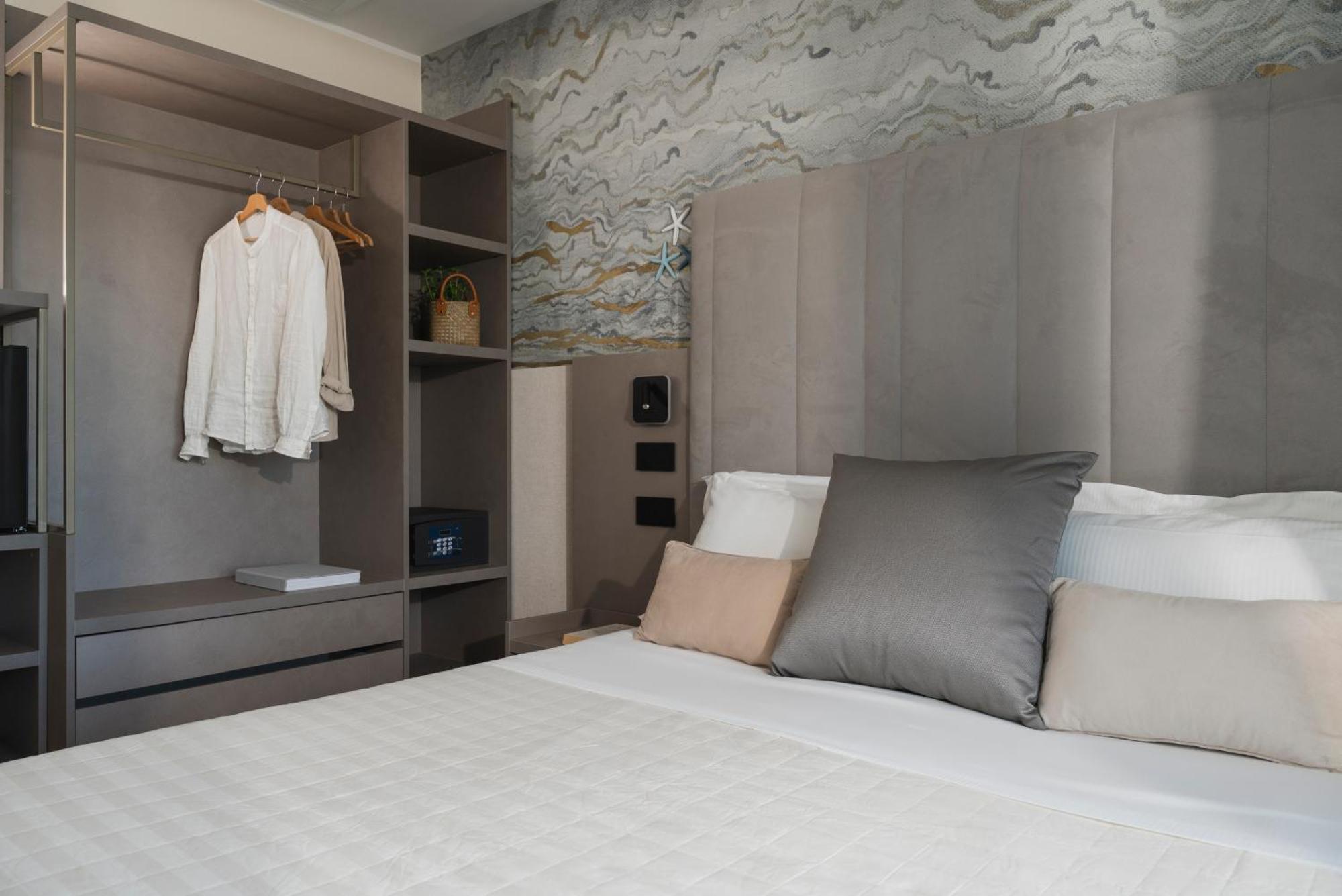 Hotel Ascot Riccione Bagian luar foto