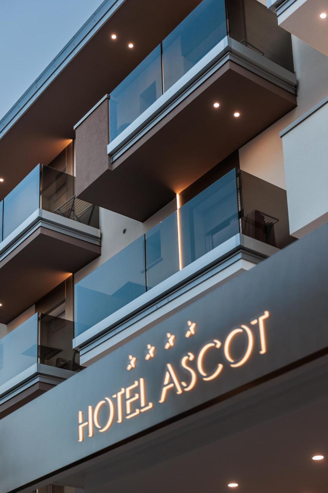 Hotel Ascot Riccione Bagian luar foto