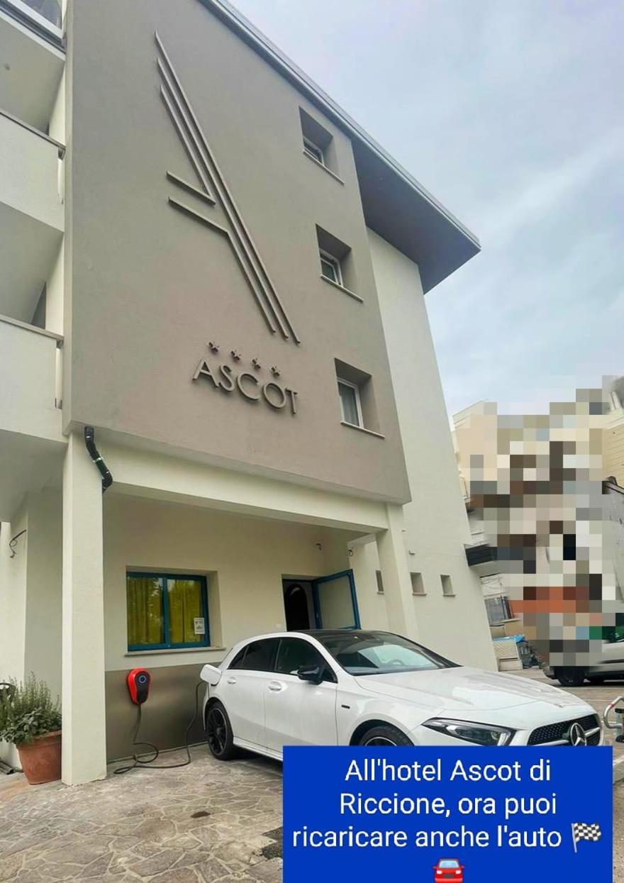 Hotel Ascot Riccione Bagian luar foto